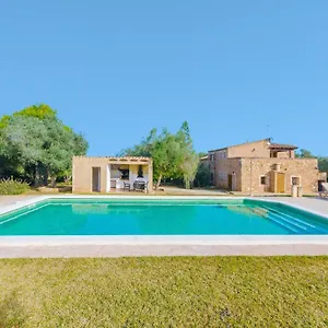 https://es-figueral.balearic-islands.net